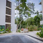 Tuk Tulum