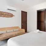 Сasa de vacaciones Stunning For 10-cabana-private Pool-parking Tulum