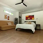 Viila Ixchel Jungle Pool