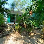 Viila Ixchel Jungle Pool