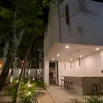 Sak Ph 305 A. Cenotes & Beach Nearby