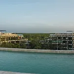 Luxury Loft With Pools, Gym, Rooftop And Panoramic Jungle Views