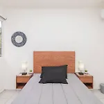 Dpto. Remodelado-Acabados De Lujo-Alberca-A.A