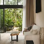 Luxury Loft With Pools, Gym, Rooftop And Panoramic Jungle Views *