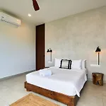 Casa Aventura Secluded Oasis 24h Security Near Sandy Beaches