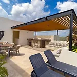 Maranay 2 Story 3Br Penthouse In La Veleta