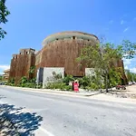 Large Jungle Studio With Premium Resort Amenities