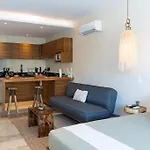 Sunrise Condo /Aldea Zama, Private Pool With-Fast Wifi