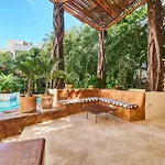 Apartment Dorian Gray - Pool & Club Access & 300mbps Wifi *