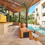 Dorian Gray - Pool & Club Access & 300mbps Wifi * Tulum