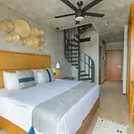 Luxurious Studio Ph With Exclusive Pool Downtown Tulum