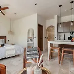 Amazing Jungle Near Town 200mb Pool * Tulum