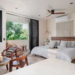 Amazing Jungle Condo Near Beach Town 200Mb Pool