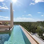Amazing Jungle Near Town 200mb Pool