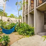 New 2 Bdr, Private Rooftop Pool, Gym And Cowork
