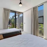 Brand New Just 5 Min To & Downtown! Apartamento