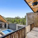 Brand New Just 5 Min To & Downtown! *