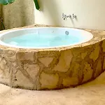 In The Heart Of - Location In Town Apartment *