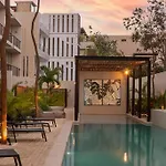 Modern Studio W Balcony & Pool La Veleta, - Tulum - A207