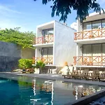 Casa Tortuga - Cenotes Park Inclusive Hotel