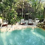 Agua & Selva Luxury Jungle Loft