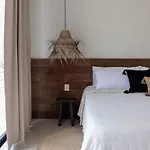 Casa Aguacate Villa *