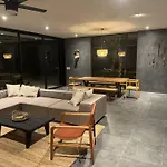 Casa Aguacate Villa *