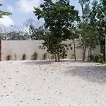 Casa Aguacate