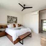 Casa Iguana Jungle Paradise Villa