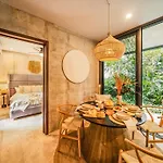 Apartamento Waterworld 2br On Cenote Pools And Gym Club *
