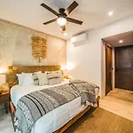 Waterworld 2br On Cenote Pools And Gym Club Apartamento