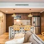Apartamento Waterworld 2br On Cenote Pools And Gym Club