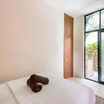 Manor By The Spot Apartamento *