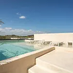 Villa Tuane Luxury Homes *