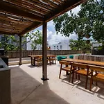 Penthouse With Private Jungle, Pool, Downtown