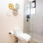 Penthouse With Private Jungle, Pool, Downtown Apartment *