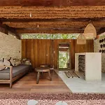Nice And Cozy Ph With Private Pool