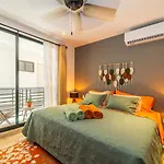 King With Private Balcony, Rooftop Pool, Gym * Tulum