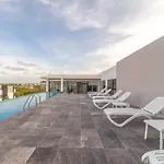 Stylish Boho Studio With Rooftop Pool