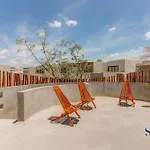 Chic Suite, Private Plunge Pool, Pool, Gym Onsite