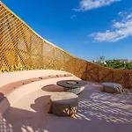 Aflora Gem Loft Beach Club
