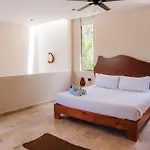 La Joya *