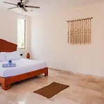 La Joya *