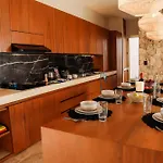 La Joya Villa *