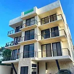 3ppl At Great Price & Location In Apartamento *