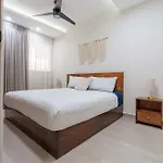 Downtown Penthouse With Private Pool, Rooftop Pool And Gym, Short Distance From Beaches, Restaurants & Nightlife Apartamento *