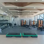 Downtown Penthouse With Private Pool, Rooftop Pool And Gym, Short Distance From Beaches, Restaurants & Nightlife *