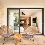 New 2 Bedroom 2 Badrooms Pool Front Concierge