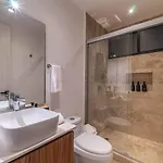2 Bd With Private Balcony, Rooftop Pool, Gym *