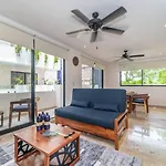 2 Bd With Private Balcony, Rooftop Pool, Gym Сasa de vacaciones